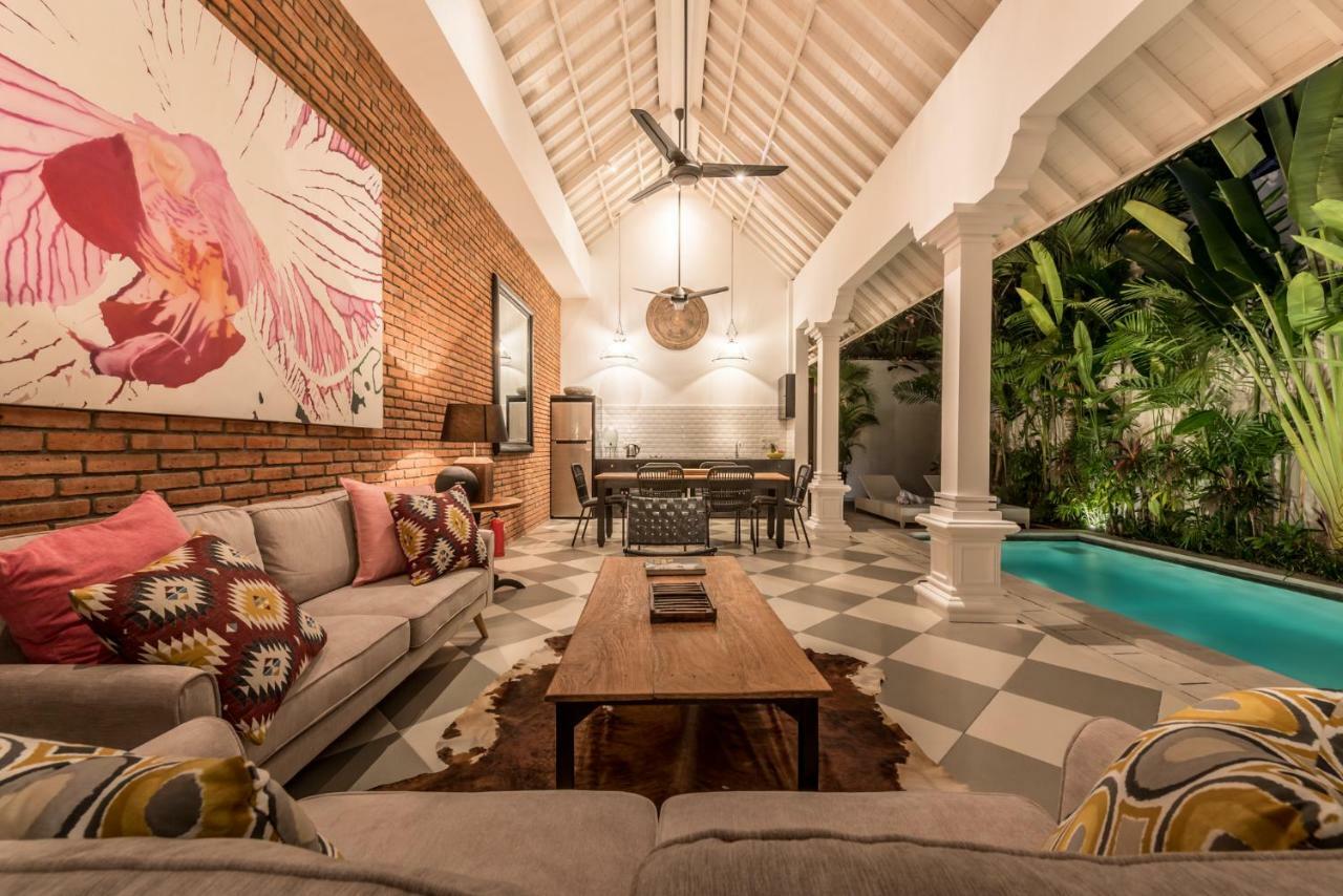 Central 3 Bedroom Villa Close To Seminyak Beach Exterior photo