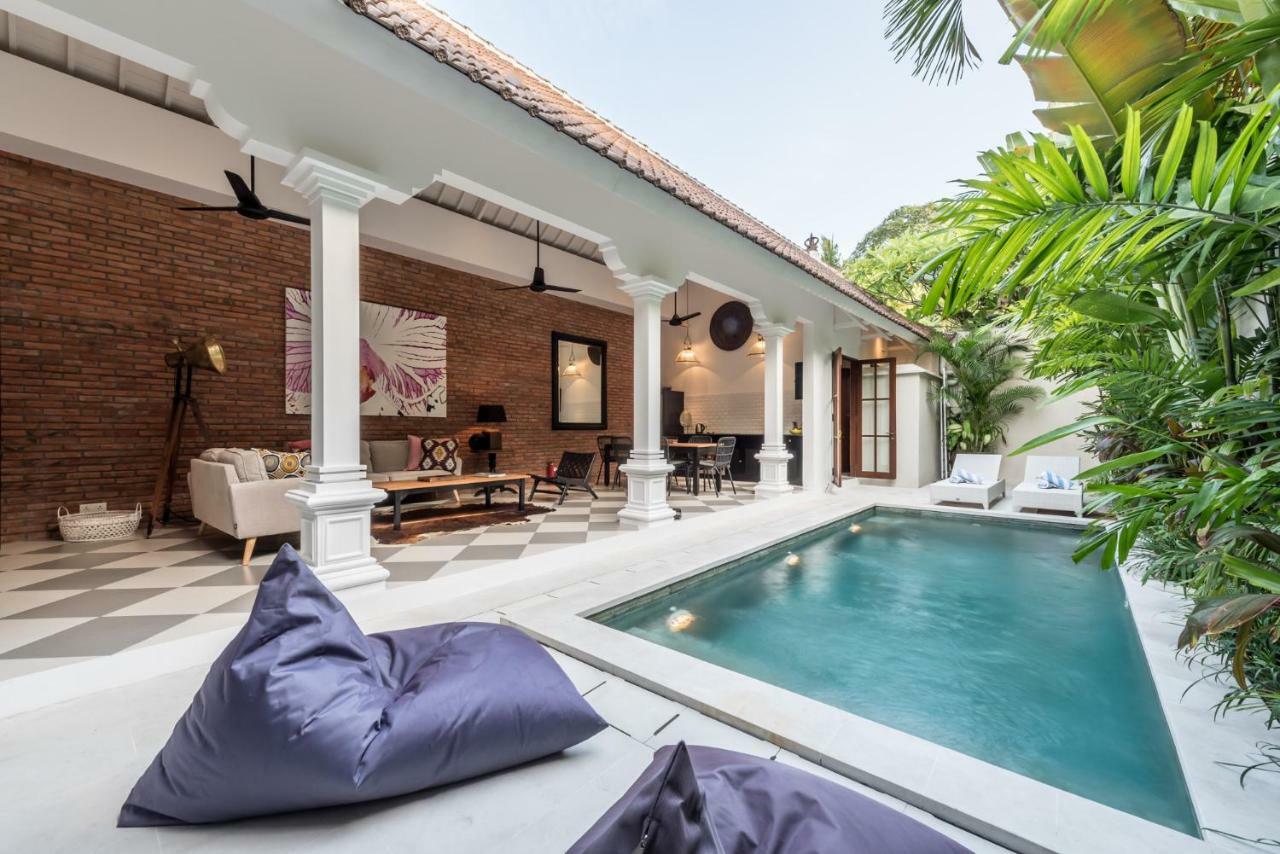 Central 3 Bedroom Villa Close To Seminyak Beach Exterior photo