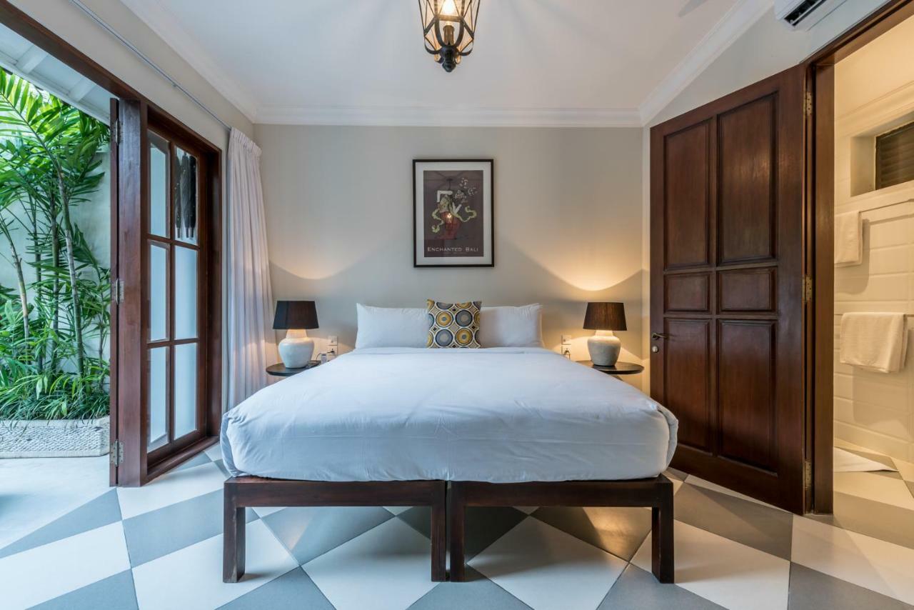 Central 3 Bedroom Villa Close To Seminyak Beach Exterior photo