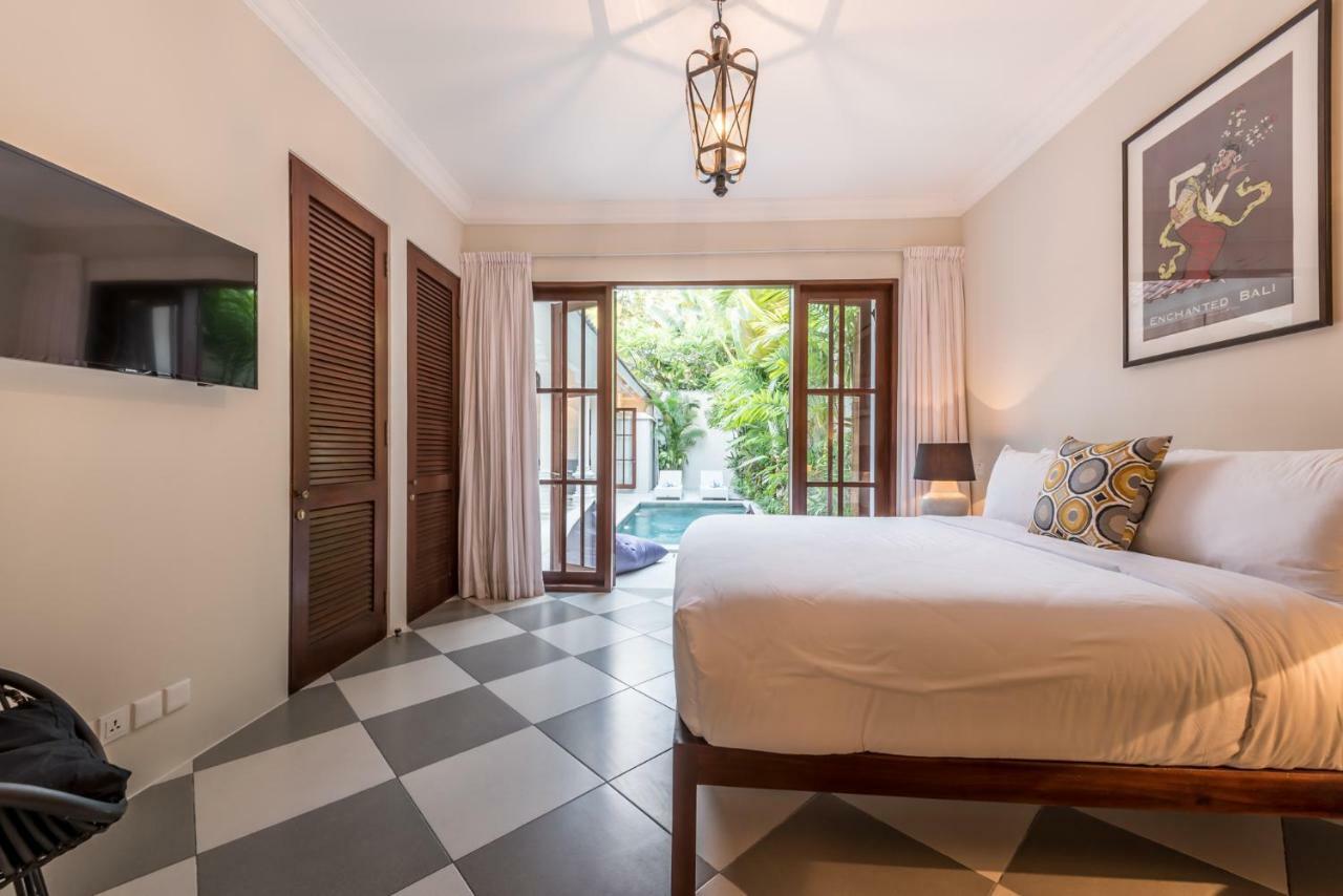 Central 3 Bedroom Villa Close To Seminyak Beach Exterior photo